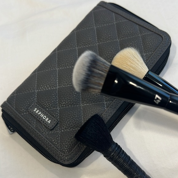 SEPHORA BRUSH HOLDER case with zipper and 3 brushes - Picture 6 of 16